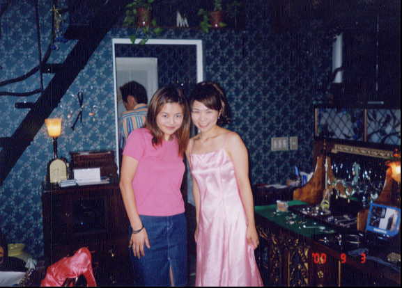 yumi&tomo.jpg (31702 �o�C�g)